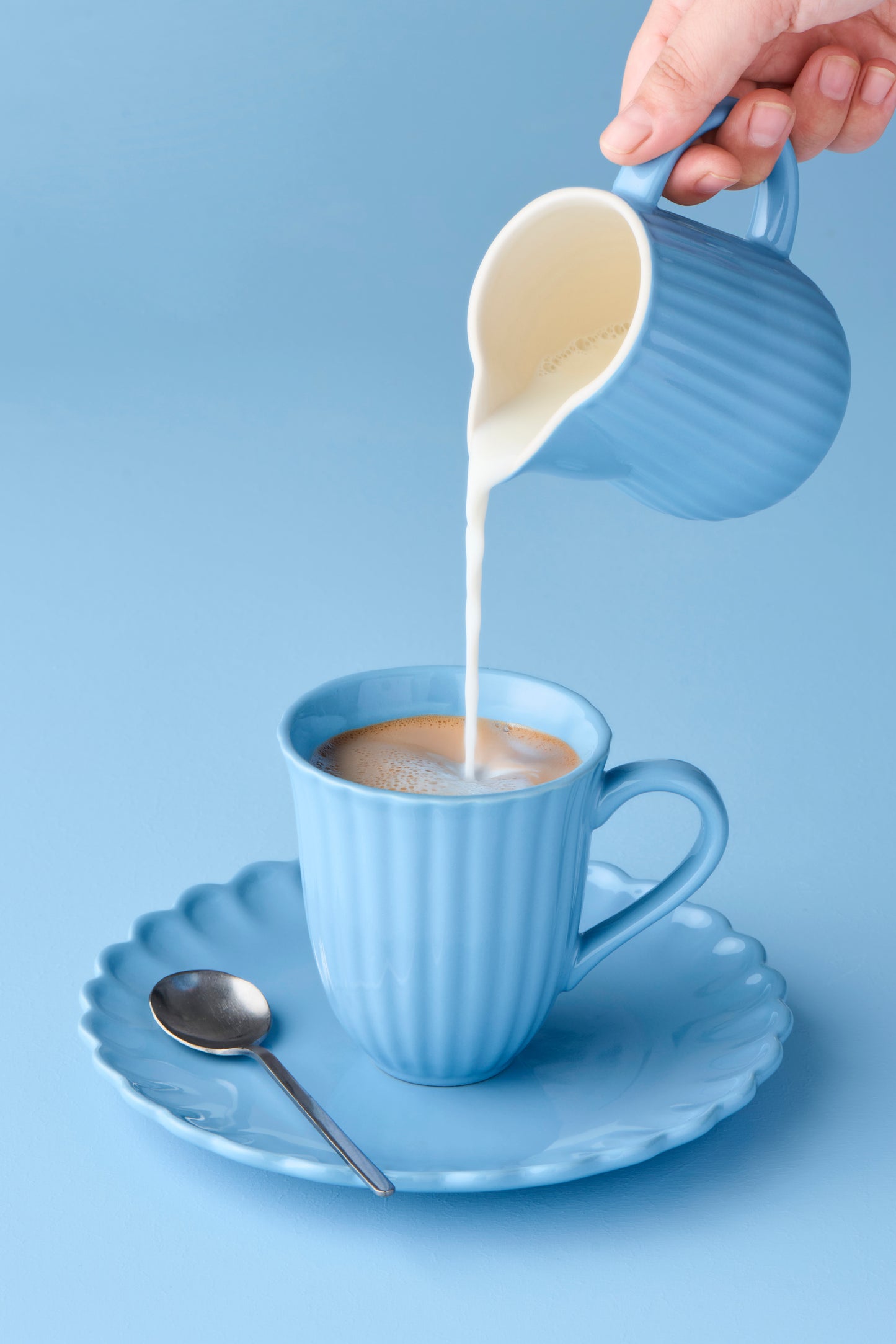 Mug with grooves